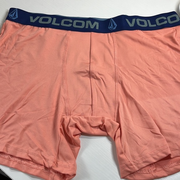 NWT. Volcom size large boxer, briefs. - Picture 3 of 4